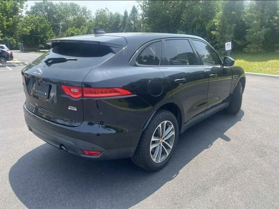 2019 Jaguar F-Pace - Image 7 of 11