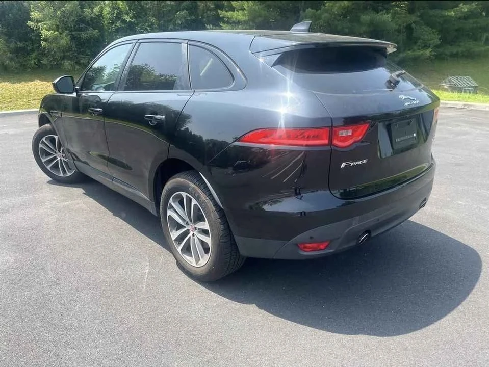 2019 Jaguar F-Pace - Image 6 of 11
