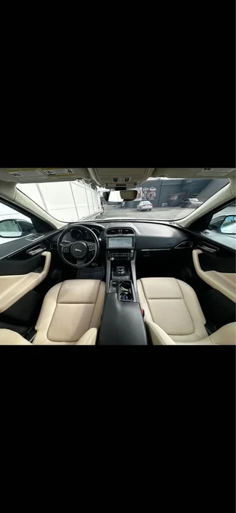 2019 Jaguar F-Pace - Image 7 of 15