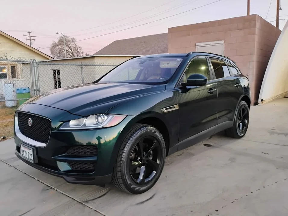 2019 Jaguar F-Pace - Image 4 of 6