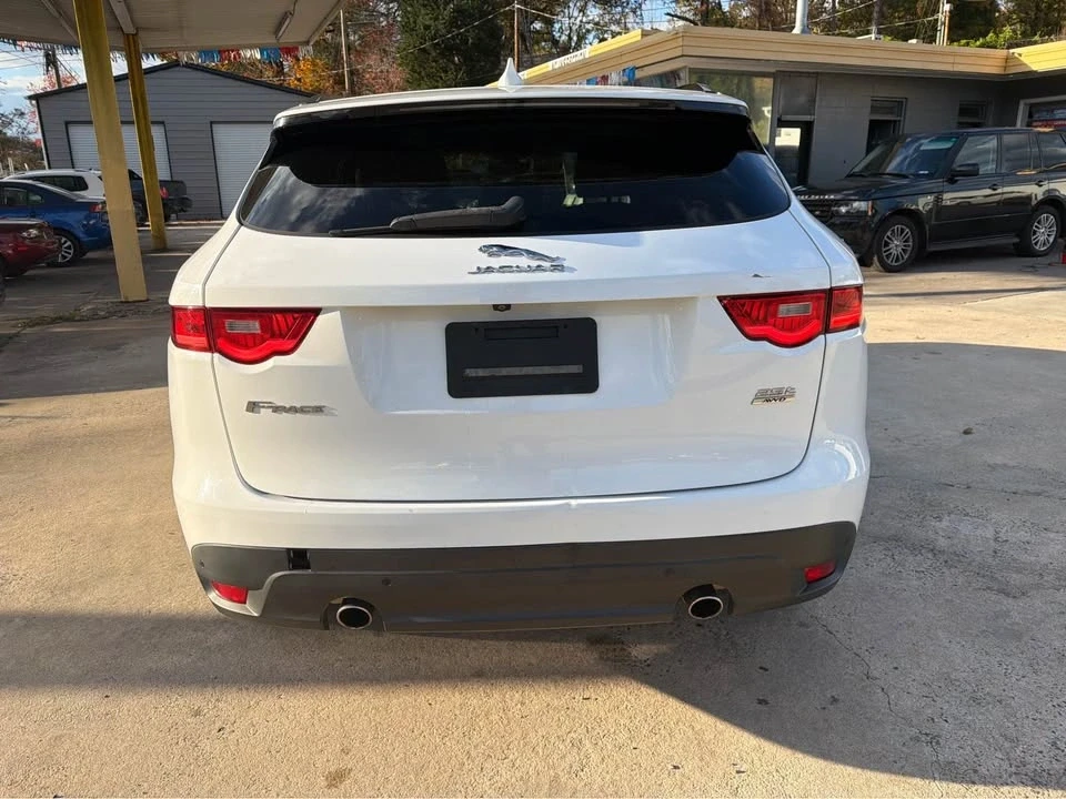 2019 Jaguar F-Pace - Image 3 of 19