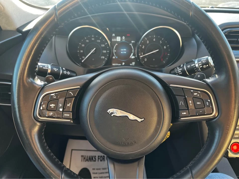 2019 Jaguar F-Pace - Image 15 of 17