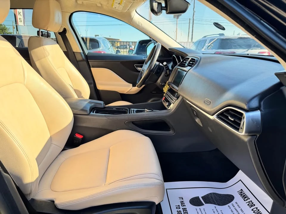 2019 Jaguar F-Pace - Image 17 of 17