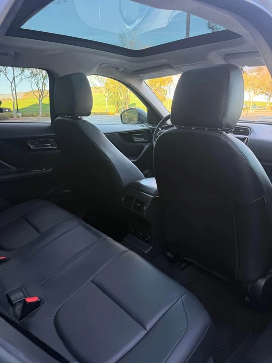 2019 Jaguar F-Pace - Image 13 of 16
