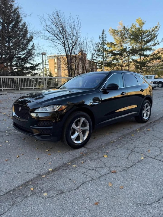 2019 Jaguar F-Pace - Image 2 of 18