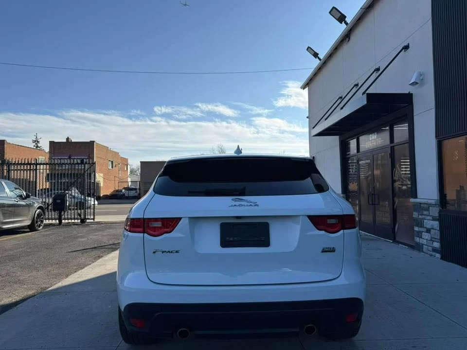 2019 Jaguar F-Pace - Image 6 of 15