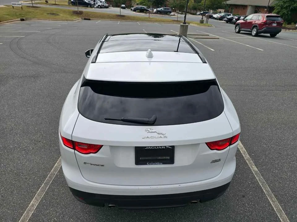 2019 Jaguar F-Pace - Image 5 of 10