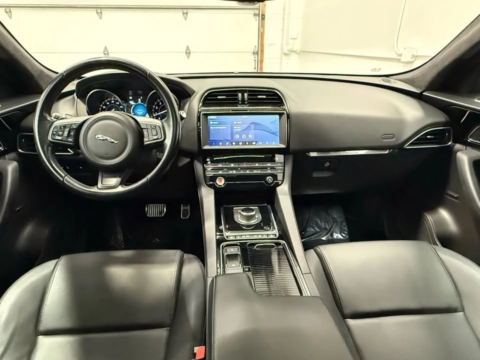 2019 Jaguar F-Pace - Image 17 of 20