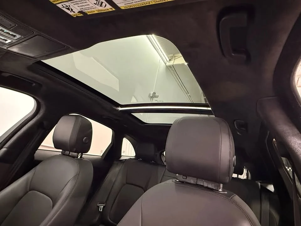 2019 Jaguar F-Pace - Image 16 of 20