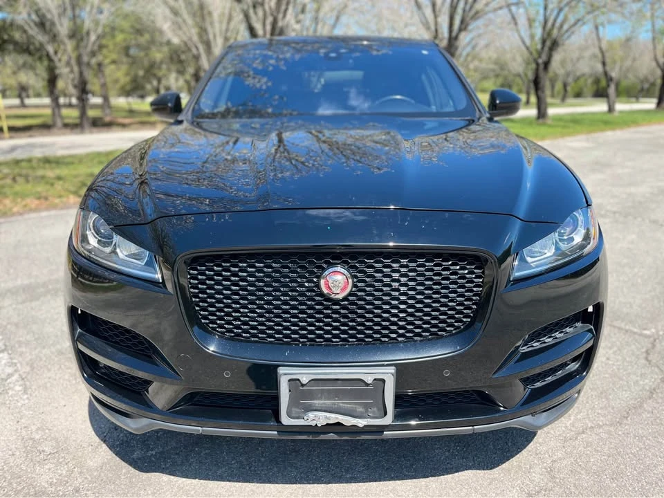 2019 Jaguar F-Pace - Image 9 of 20