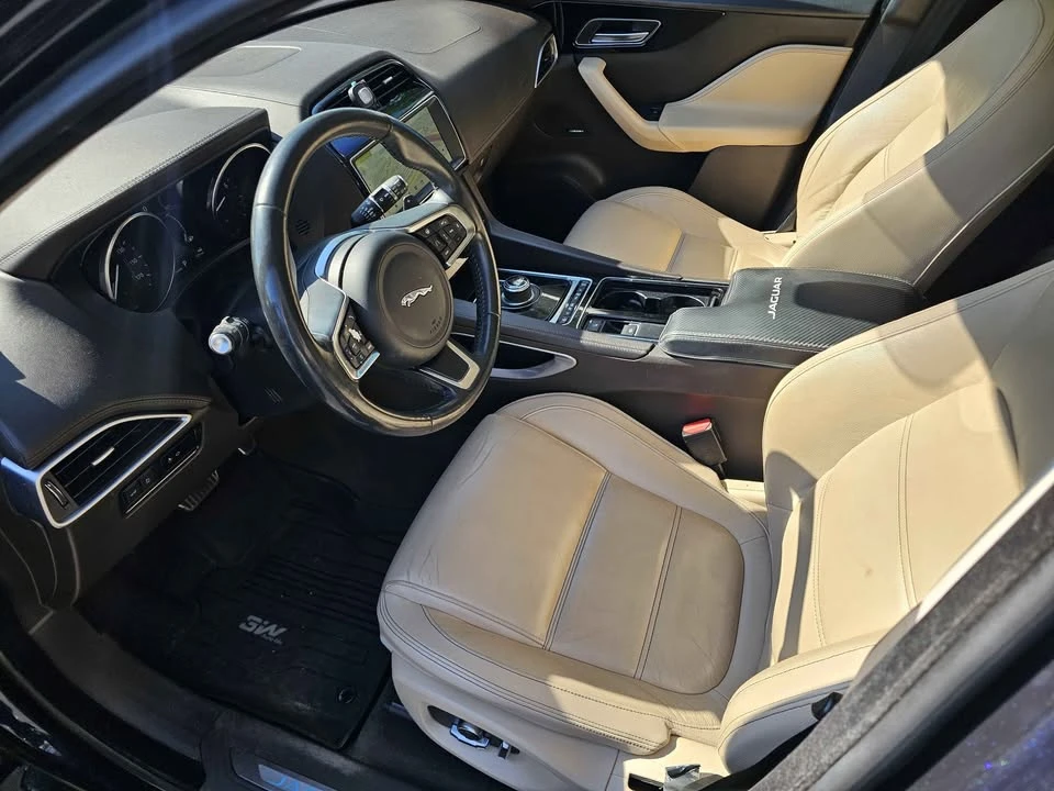 2019 Jaguar F-Pace - Image 5 of 10