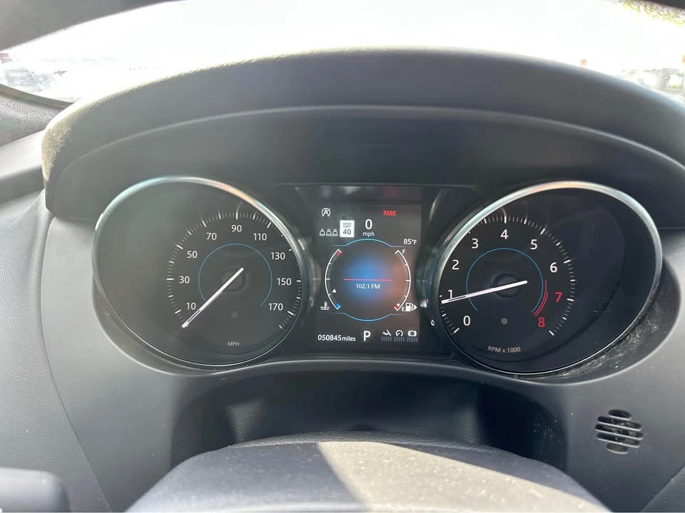 2019 Jaguar F-Pace - Image 9 of 14