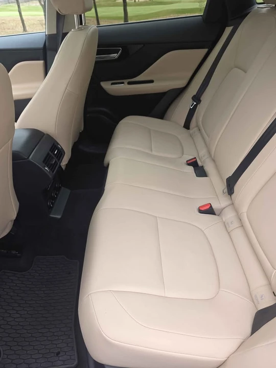 2019 Jaguar F-Pace - Image 13 of 20