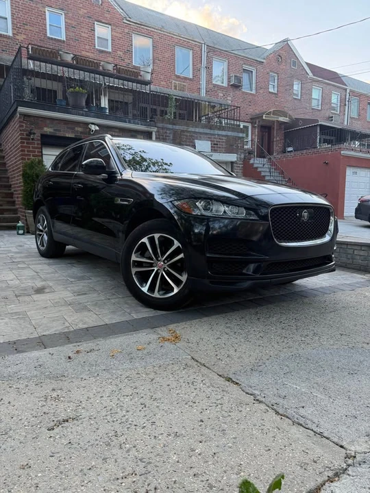 2019 Jaguar F-Pace - Image 4 of 14