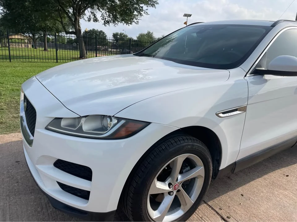 2019 Jaguar F-Pace - Image 18 of 20