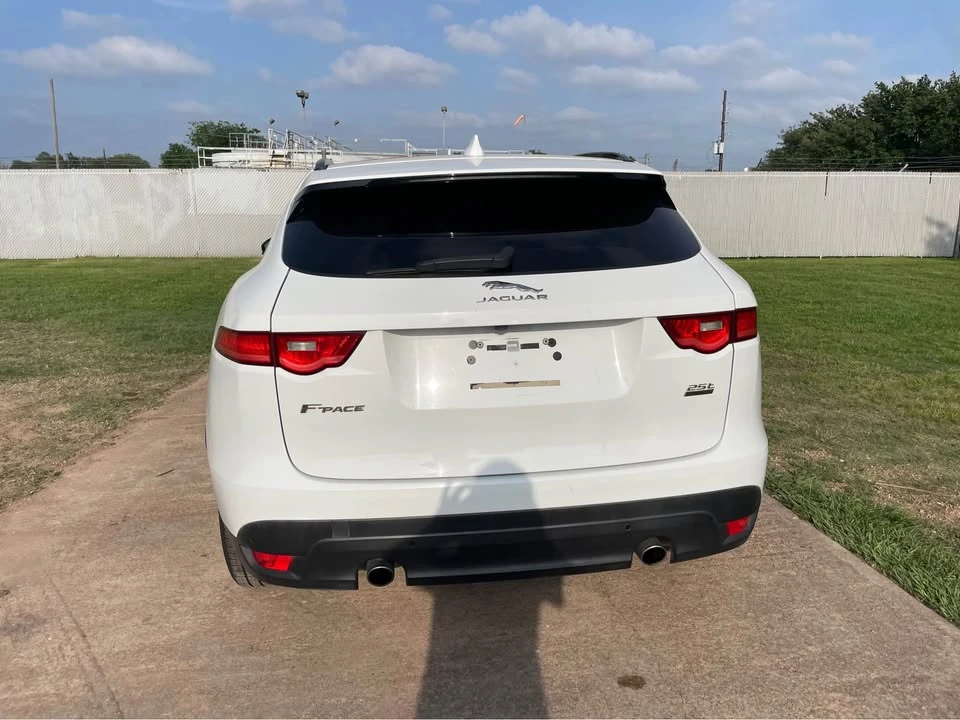 2019 Jaguar F-Pace - Image 7 of 20