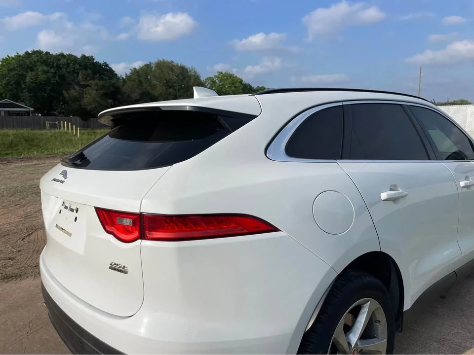 2019 Jaguar F-Pace - Image 4 of 20