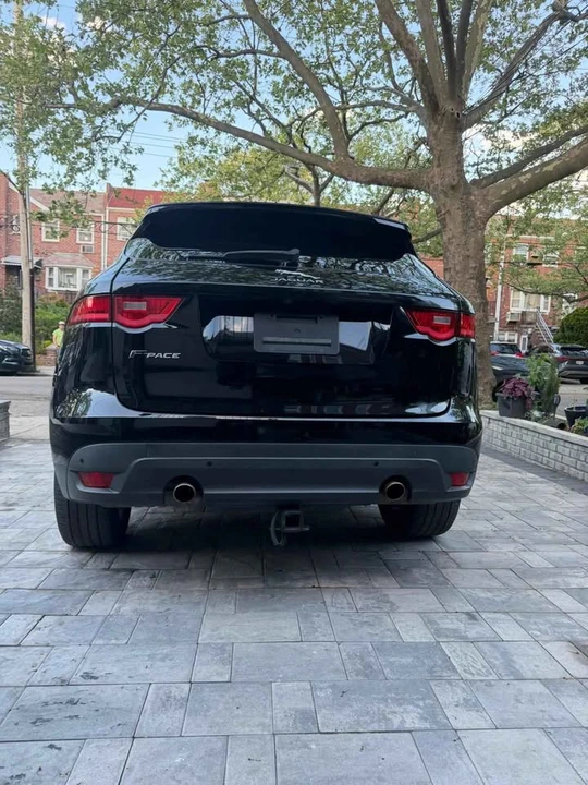 2019 Jaguar F-Pace - Image 5 of 12