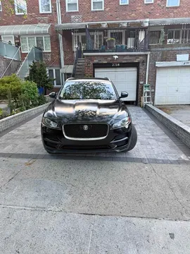 2019 Jaguar F-PACE 25t Premium