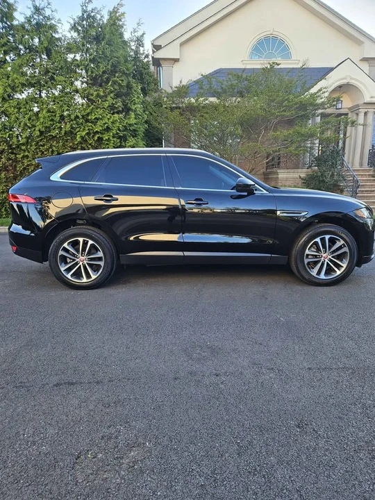 2019 Jaguar F-Pace - Image 6 of 16