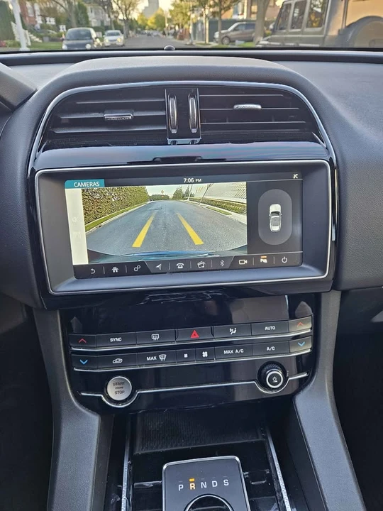 2019 Jaguar F-Pace - Image 16 of 16