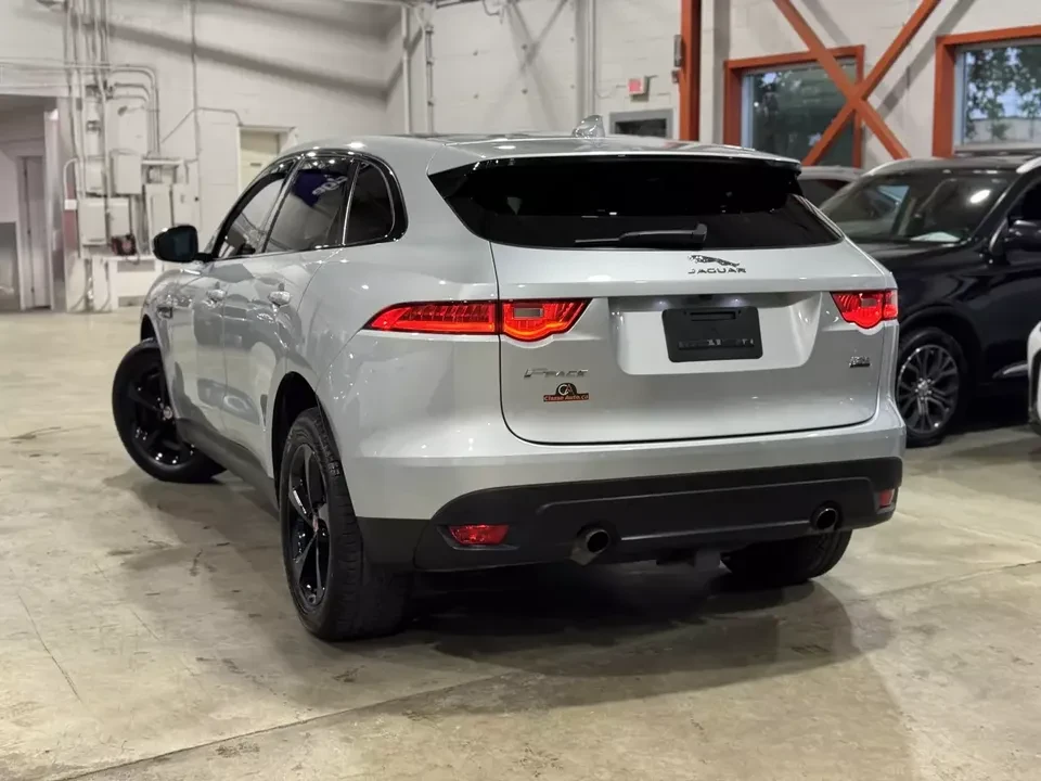 2019 Jaguar F-Pace - Image 6 of 17