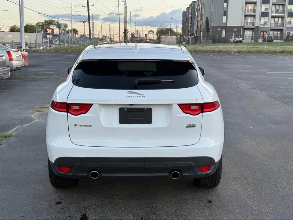 2019 Jaguar F-Pace - Image 5 of 20