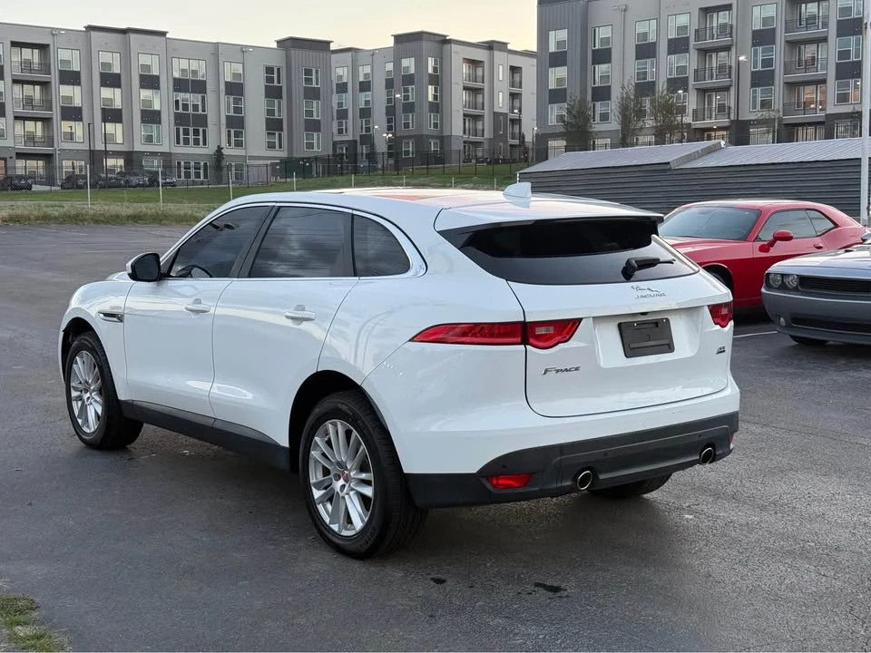 2019 Jaguar F-Pace - Image 4 of 20
