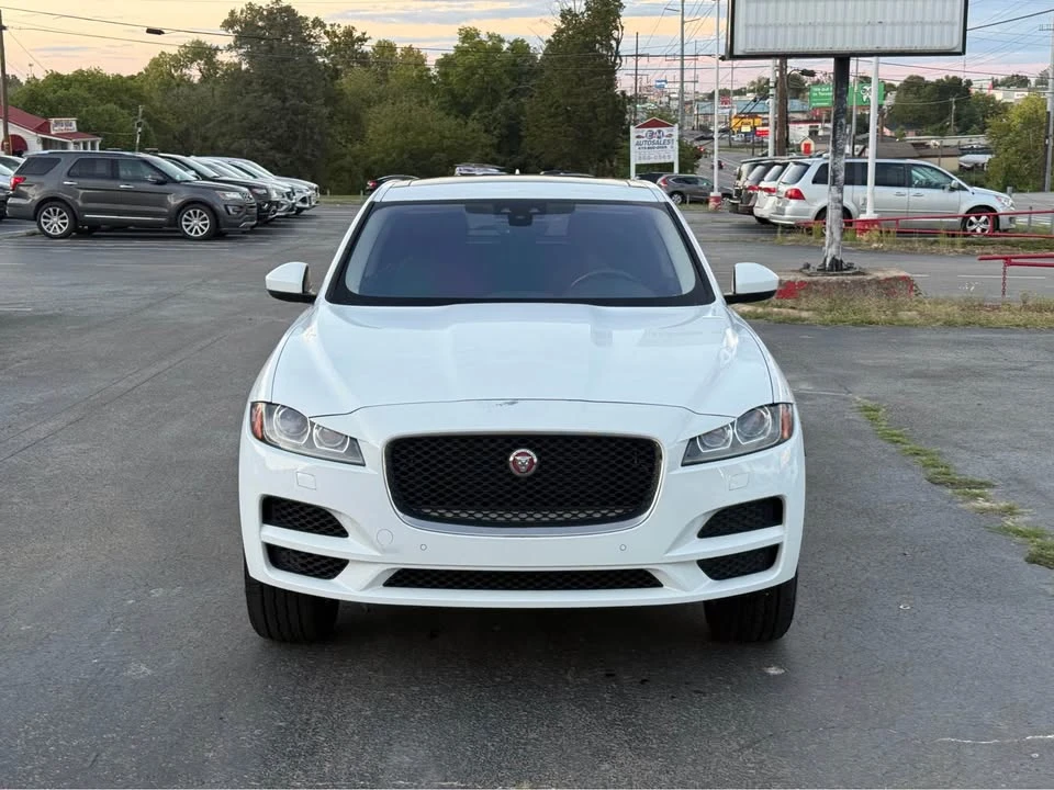 2019 Jaguar F-Pace - Image 2 of 20