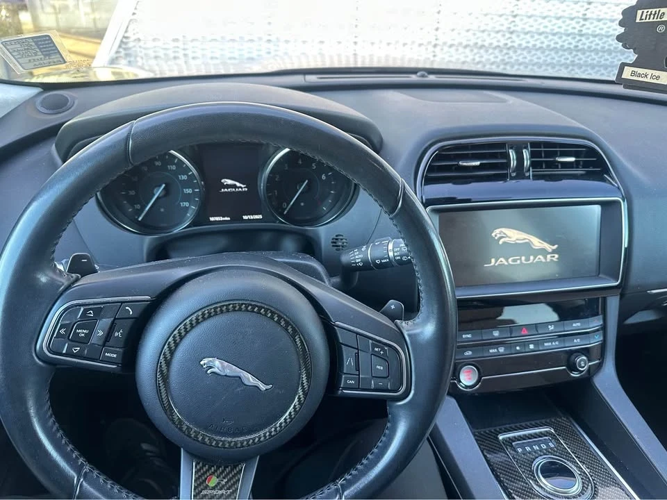 2019 Jaguar F-Pace - Image 8 of 8
