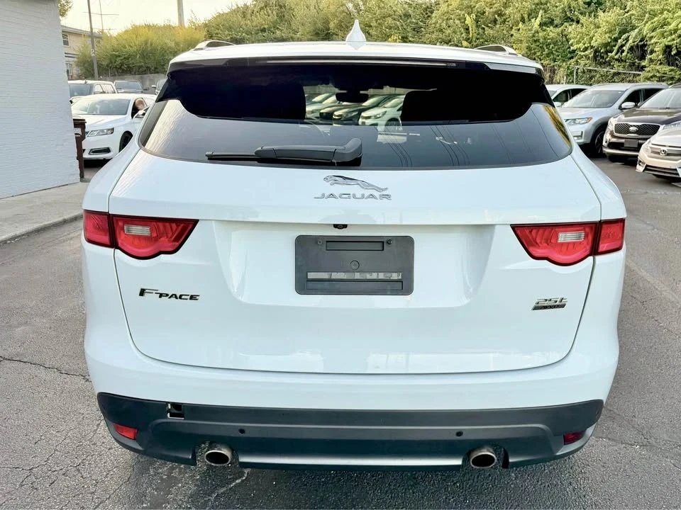 2019 Jaguar F-Pace - Image 6 of 20