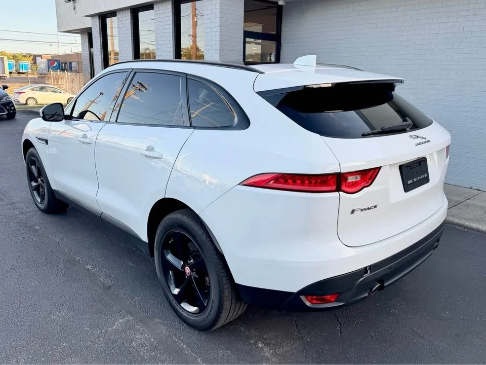 2019 Jaguar F-Pace - Image 5 of 20