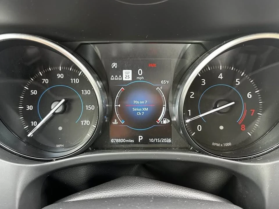 2019 Jaguar F-Pace - Image 11 of 17