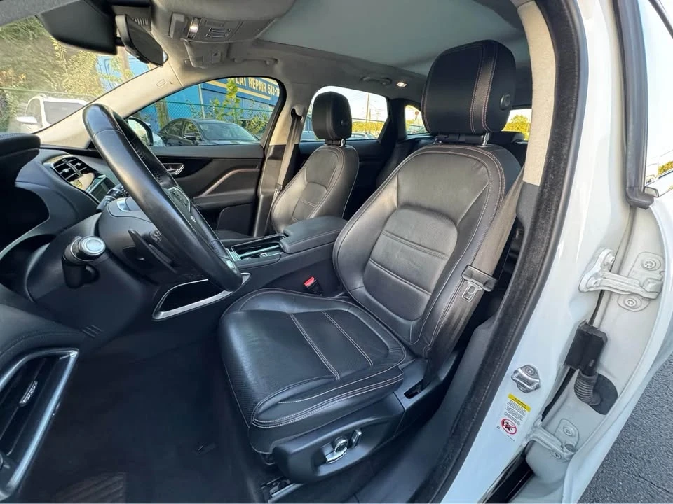 2019 Jaguar F-Pace - Image 10 of 20