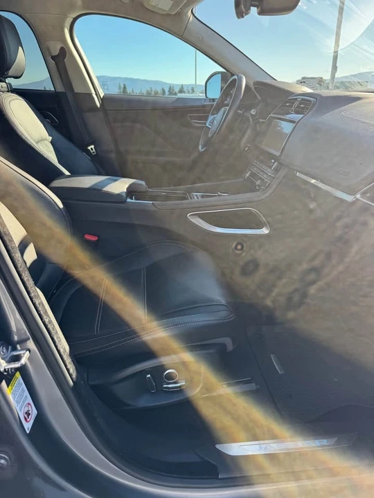 2019 Jaguar F-Pace - Image 4 of 10
