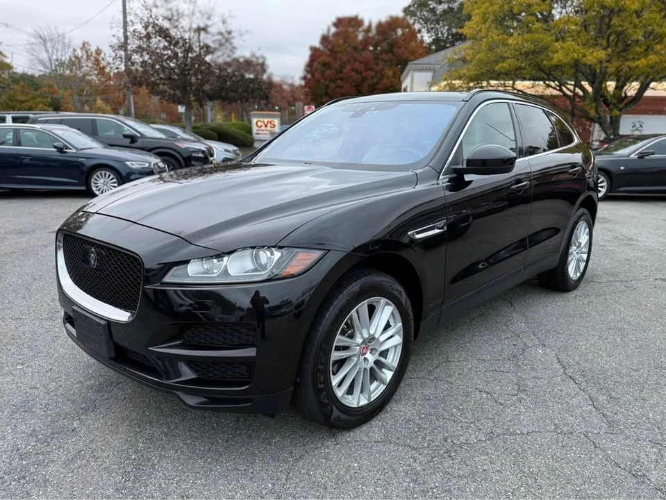 2019 Jaguar F-Pace - Image 8 of 19