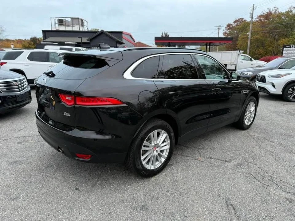 2019 Jaguar F-Pace - Image 4 of 11