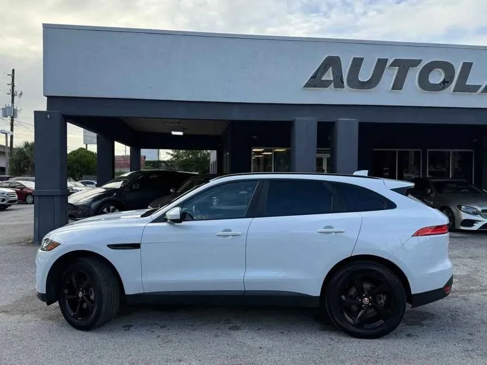 2019 Jaguar F-Pace - Image 2 of 17