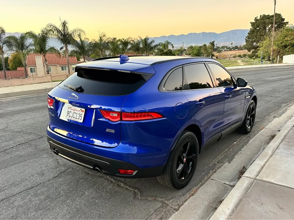 2019 Jaguar F-Pace - Image 5 of 19