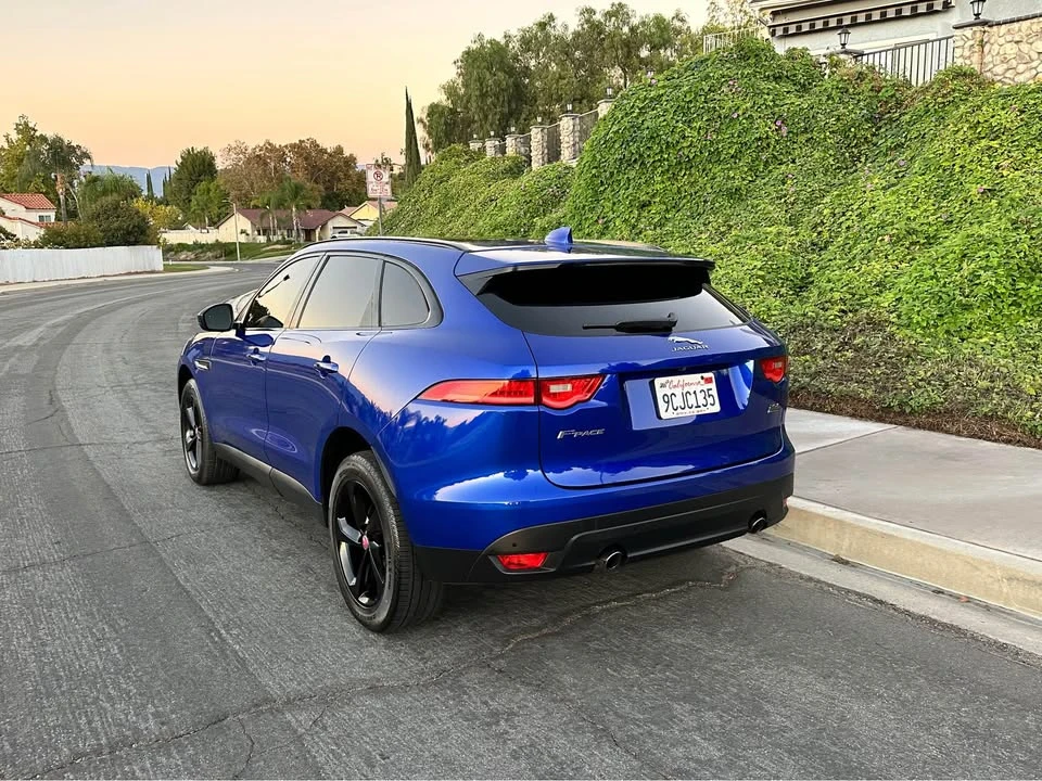 2019 Jaguar F-Pace - Image 3 of 19