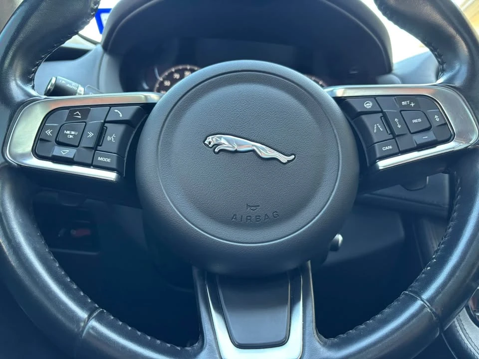 2019 Jaguar F-Pace - Image 12 of 18