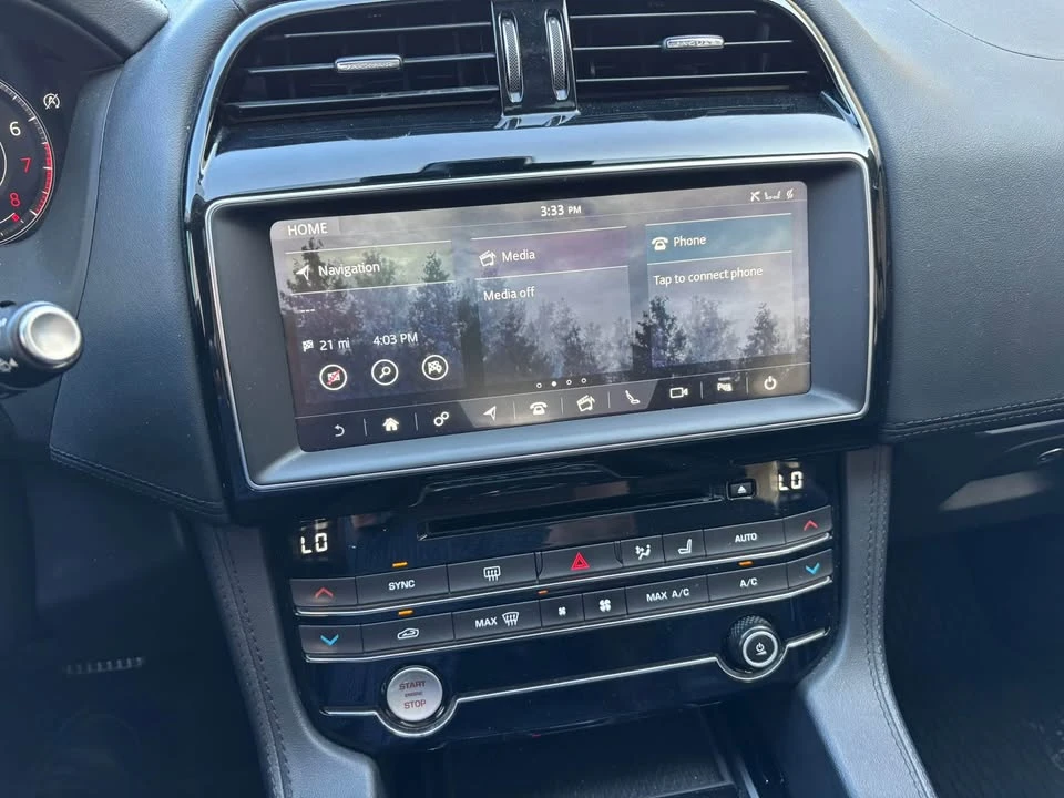 2019 Jaguar F-Pace - Image 9 of 18