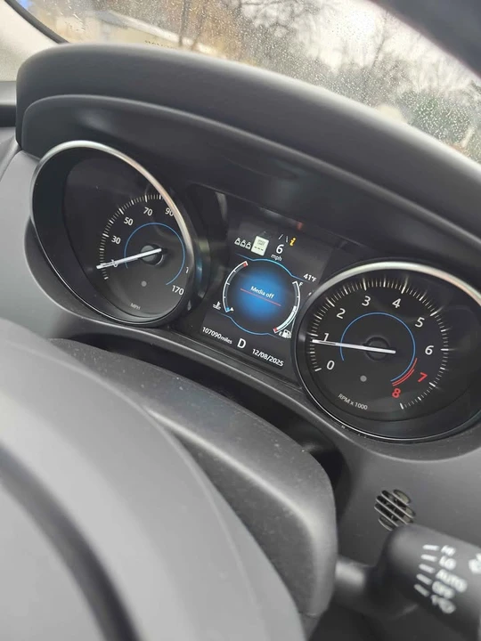 2019 Jaguar F-Pace - Image 14 of 16