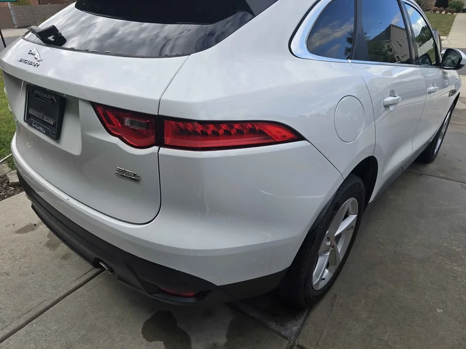 2019 Jaguar F-Pace - Image 2 of 16