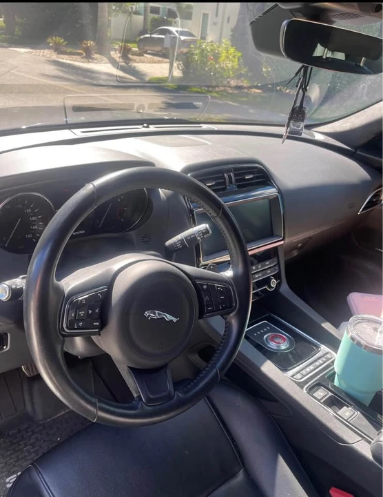 2019 Jaguar F-Pace - Image 3 of 6
