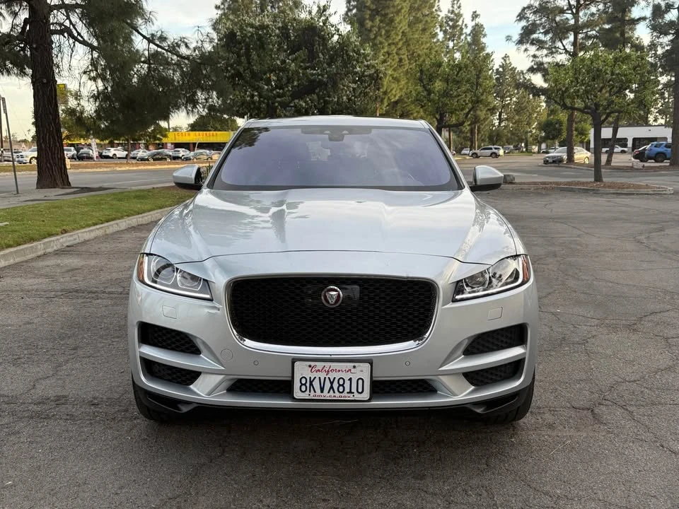 2019 Jaguar F-Pace - Image 17 of 19
