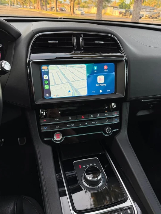 2019 Jaguar F-Pace - Image 12 of 19