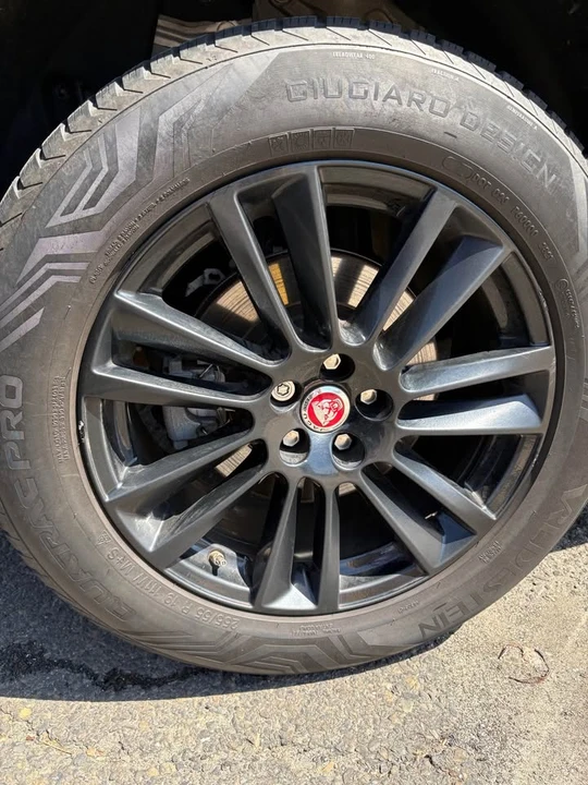 2019 Jaguar F-Pace - Image 17 of 17