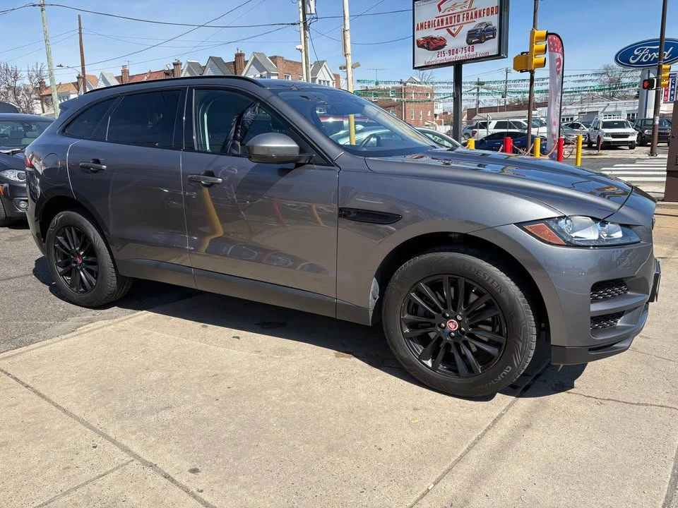 2019 Jaguar F-Pace - Image 3 of 17