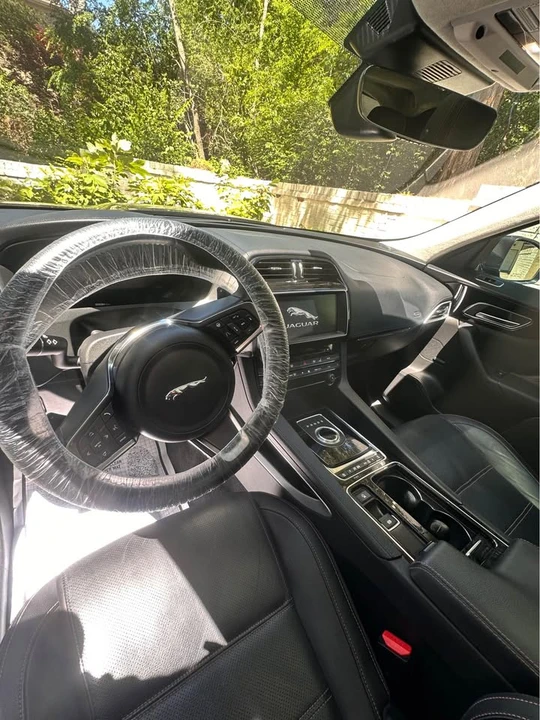 2019 Jaguar F-Pace - Image 13 of 20